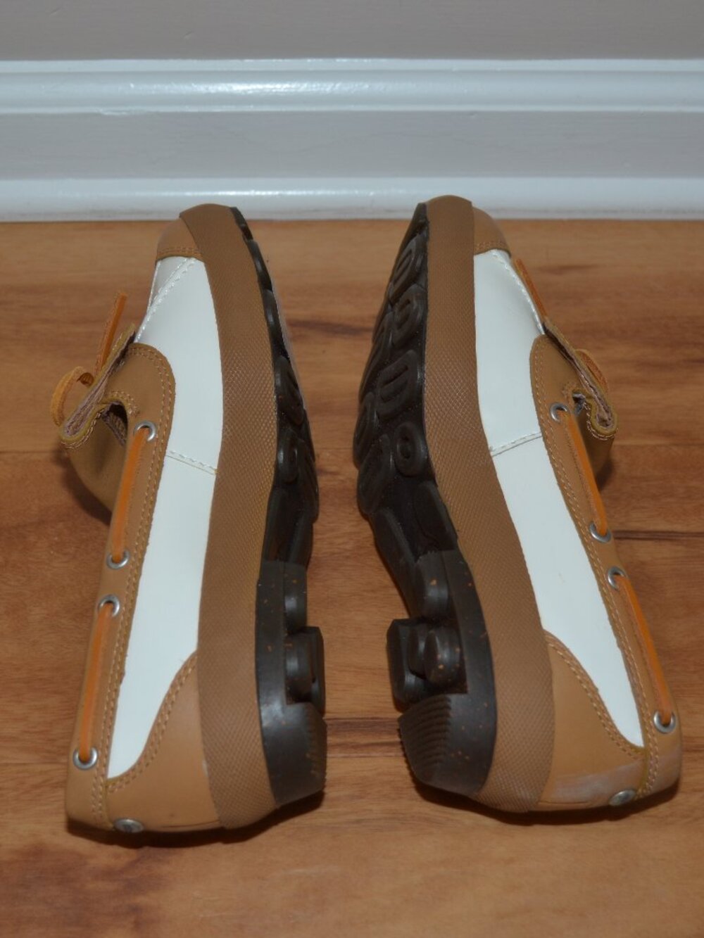 UGG Australia Duck Boat Shoes Leather Sherpa Shearling Lined Boots, sz 8 - Picture 7 of 11